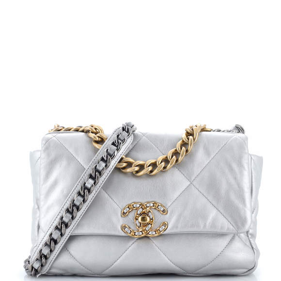 Chanel Medium 19 Flap Bag Quilted Leather - Picture 1 of 8